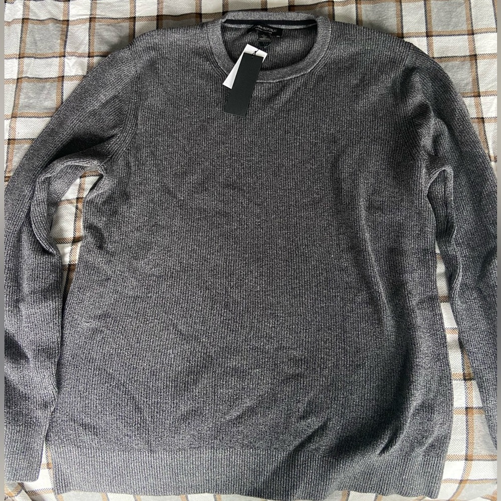 Banana republic charcoal gray sweater